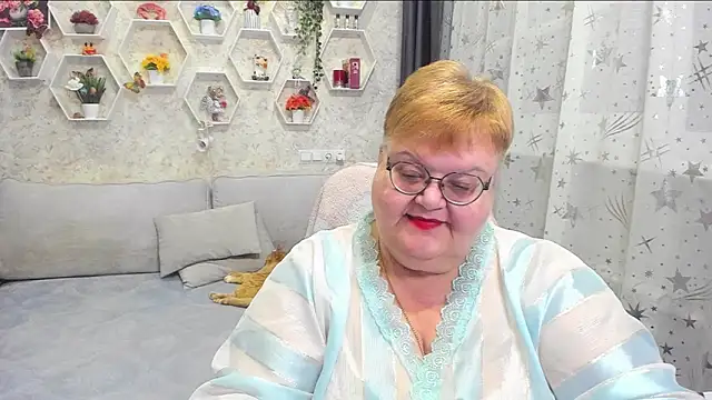 Snapshot of _big_love_ chatting on 04.19.26 big love online show from 04.19.26