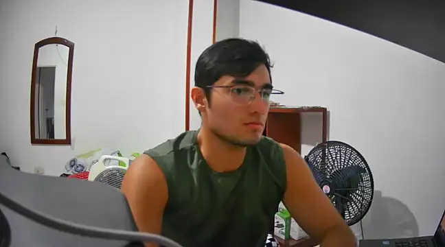 Snapshot of lechero226 chatting on 02.04.25 lechero226 online show from 02.04.25