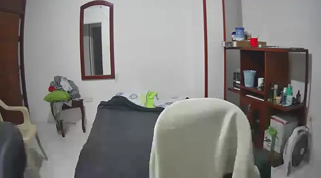 Snapshot of lechero226 chatting on 02.26.25 lechero226 online show from 02.26.25