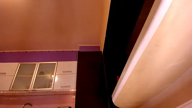 purpleariellx online show from 12.31.24