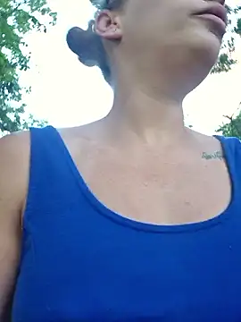 Snapshot of Keli_Jessi chatting on 06.18.26 Keli Jessi online show from 06.18.26
