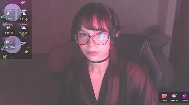 Snapshot of modjo_ chatting on 03.08.25 modjo online show from 03.08.25