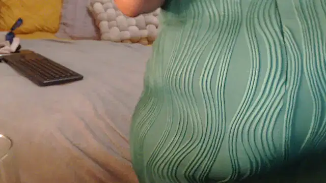 Creamyass22 online show from 11.27.25