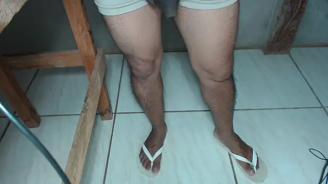 Snapshot of jegue_moreno chatting on 12.12.24 jegue moreno online show from 12.12.24