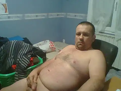 manubm03 online show from 12.17.25