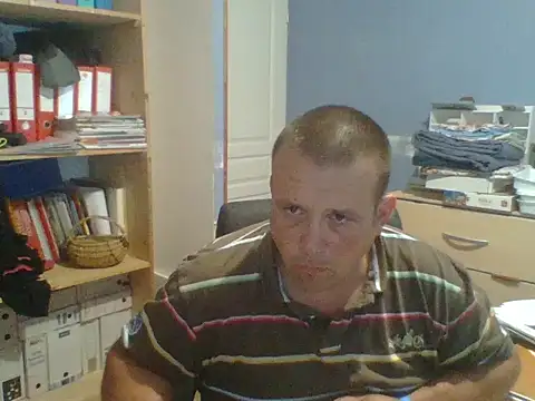 Snapshot of manubm03 chatting on 06.14.26 manubm03 online show from 06.14.26