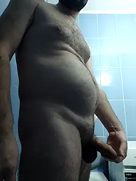 Snapshot of Govora chatting on 01.02.25 Govora online show from 01.02.25