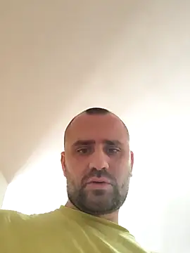 Snapshot of Govora chatting on 01.11.25 Govora online show from 01.11.25