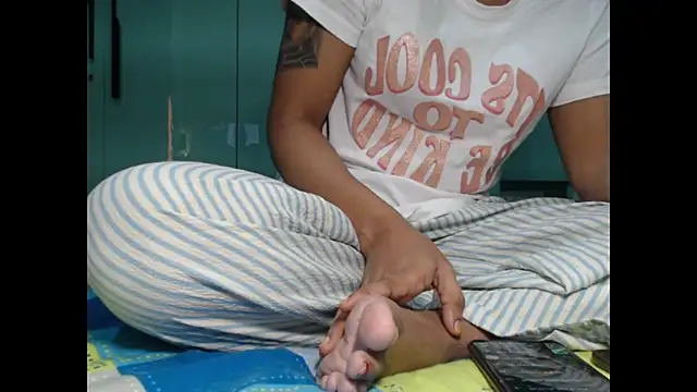 Snapshot of CuteRhea69 chatting on 02.27.26 CuteRhea69 online show from 02.27.26