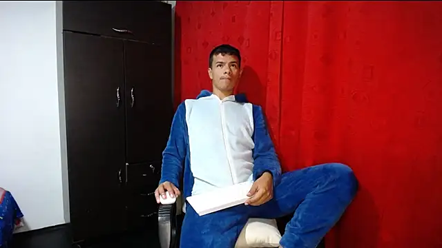 Deiby casas online show from 10.13.25