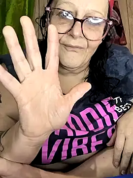 davisdesiresxh online show from 12.27.24