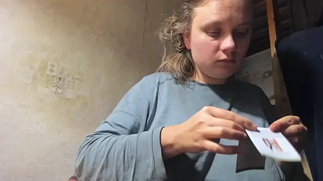 Snapshot of FrumCake chatting on 01.23.25 FrumCake online show from 01.23.25