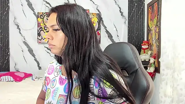 Snapshot of andromeda_xx chatting on 02.08.25 andromeda xx online show from 02.08.25