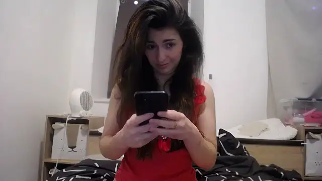 desirmiss1 online show from 03.17.25