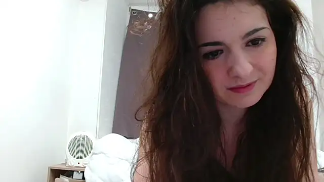 desirmiss1 online show from 11.18.25