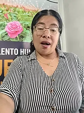 Snapshot of __valentina18 chatting on 02.25.26 valentina18 online show from 02.25.26