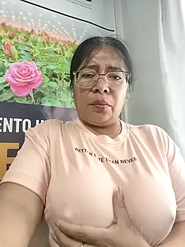 Snapshot of __valentina18 chatting on 05.09.26 valentina18 online show from 05.09.26