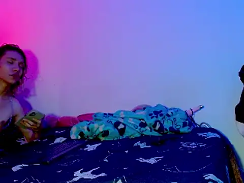 Snapshot of LAICK_01 chatting on 12.08.24 LAICK 01 online show from 12.08.24