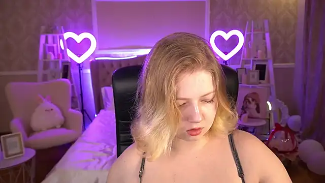 Tinker Belll online show from 03.04.25