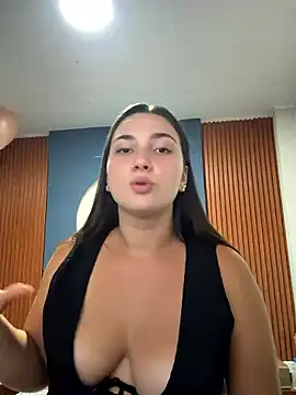 ava blue online show from 03.13.25