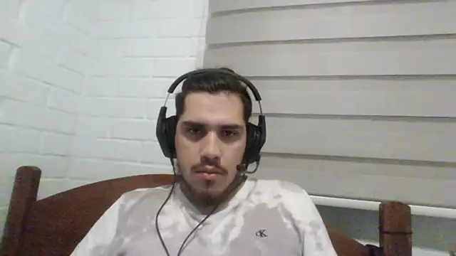 hung weeb online show from 12.04.24