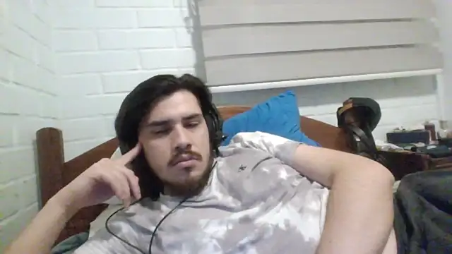 hung weeb online show from 12.24.24