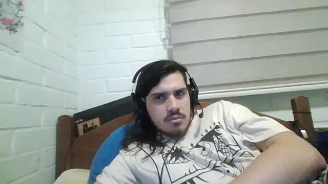 hung weeb online show from 01.13.25