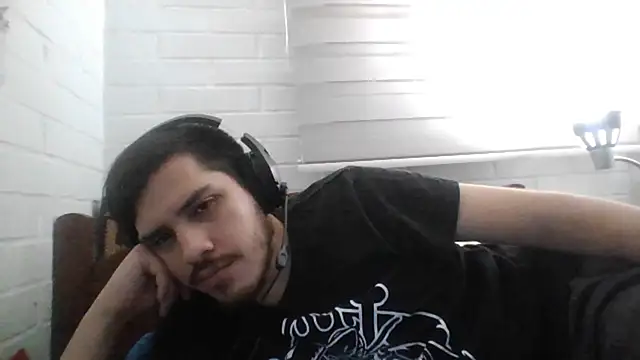 hung weeb online show from 03.05.25