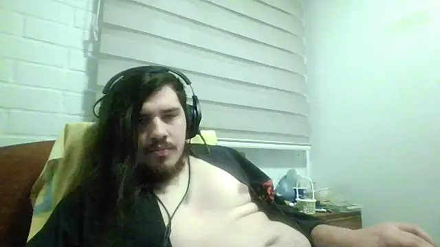 hung weeb online show from 04.28.26