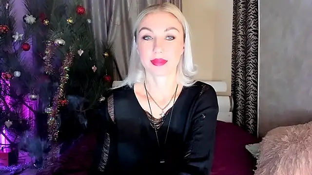 Snapshot of _SABOTAGE_ chatting on 12.19.24  SABOTAGE  online show from 12.19.24