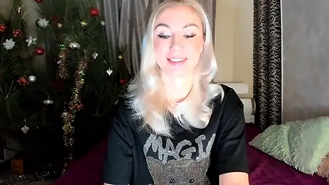 Snapshot of _SABOTAGE_ chatting on 12.22.24  SABOTAGE  online show from 12.22.24