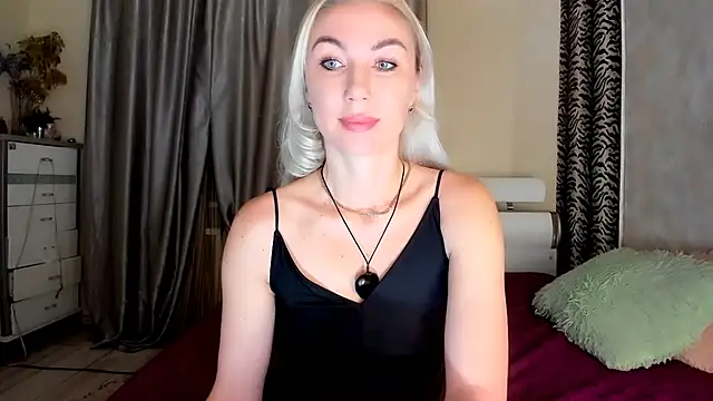 Snapshot of _SABOTAGE_ chatting on 01.17.25  SABOTAGE  online show from 01.17.25