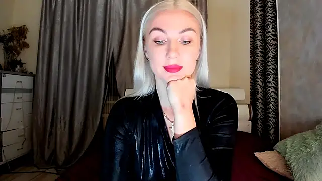 Snapshot of _SABOTAGE_ chatting on 01.22.25  SABOTAGE  online show from 01.22.25