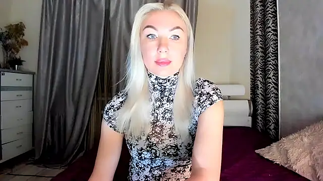 Snapshot of _SABOTAGE_ chatting on 02.13.25  SABOTAGE  online show from 02.13.25