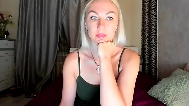 Snapshot of _SABOTAGE_ chatting on 02.17.25  SABOTAGE  online show from 02.17.25