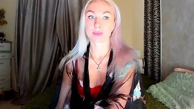 Snapshot of _SABOTAGE_ chatting on 03.10.25  SABOTAGE  online show from 03.10.25