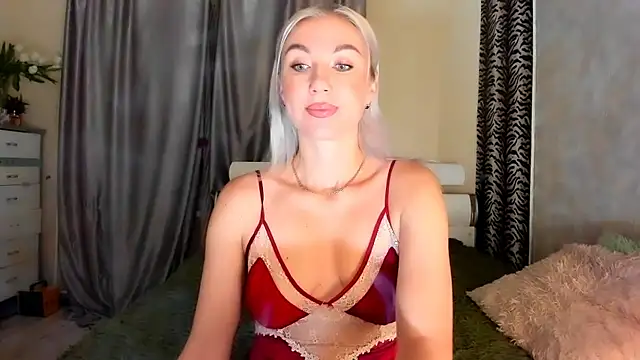 Snapshot of _SABOTAGE_ chatting on 03.12.25  SABOTAGE  online show from 03.12.25