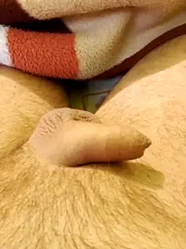 Snapshot of Robertvirt chatting on 12.22.25 Robertvirt online show from 12.22.25