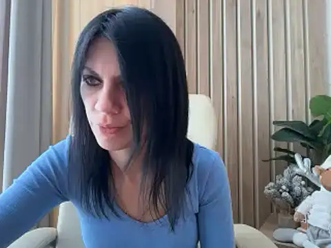 Snapshot of InjaAtHome chatting on 02.02.26 InjaAtHome online show from 02.02.26