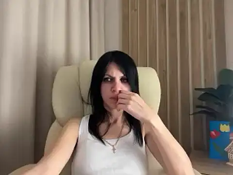 Snapshot of InjaAtHome chatting on 03.17.26 InjaAtHome online show from 03.17.26