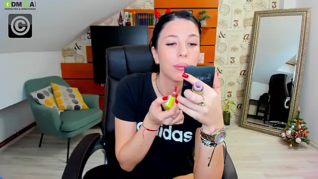 EmillyTaylor online show from 12.30.24