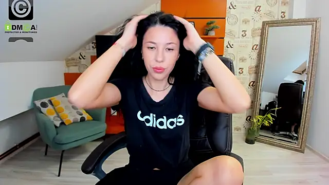 EmillyTaylor online show from 01.15.25