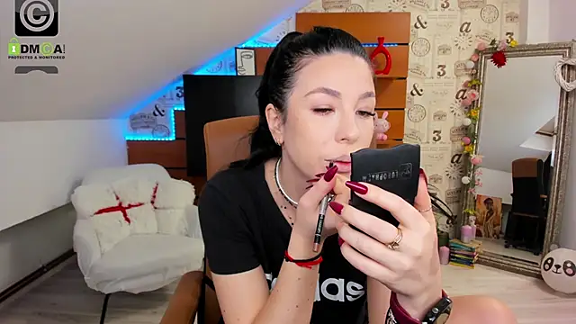 EmillyTaylor online show from 01.07.26