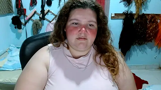 squirt322bbw online show from 09.13.25