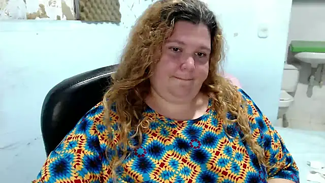 Snapshot of squirt322bbw chatting on 06.12.26 squirt322bbw online show from 06.12.26