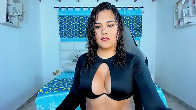 shadia-orozco online show from 02.04.25