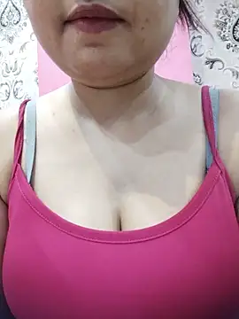 Snapshot of soniya_cute chatting on 05.14.26 soniya cute online show from 05.14.26