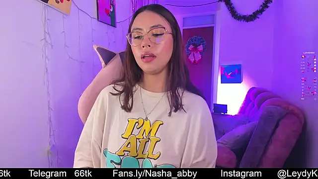 Snapshot of Nasha_abby chatting on 12.12.24 Nasha abby online show from 12.12.24