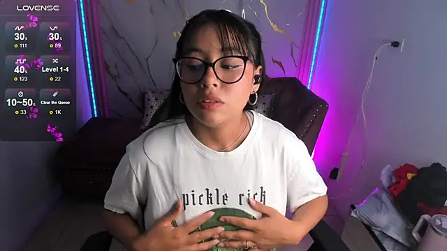 Snapshot of Nasha_abby chatting on 06.18.26 Nasha abby online show from 06.18.26