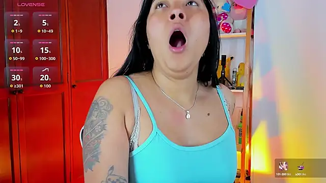 Snapshot of eymy-hadid chatting on 09.15.25 eymy-hadid online show from 09.15.25